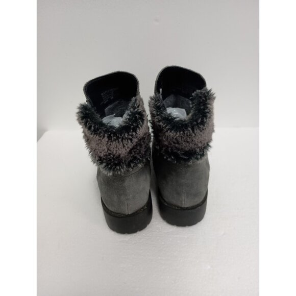 Cole Haan Quinney Ankle Boots Womens 7.5B Gray Suede Faux Fur Waterproof - Picture 6 of 12